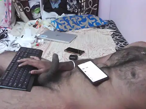 Snapshot of sanik_2428 chatting on 3, 2, 2025 sanik 2428 online show from 3, 2, 2025