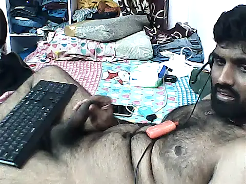 Snapshot of sanik_2428 chatting on 31, 10, 2025 sanik 2428 online show from 31, 10, 2025