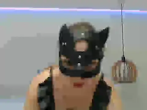 Snapshot of AlyssaNeon chatting on 14, 11, 2025 AlyssaNeon online show from 14, 11, 2025