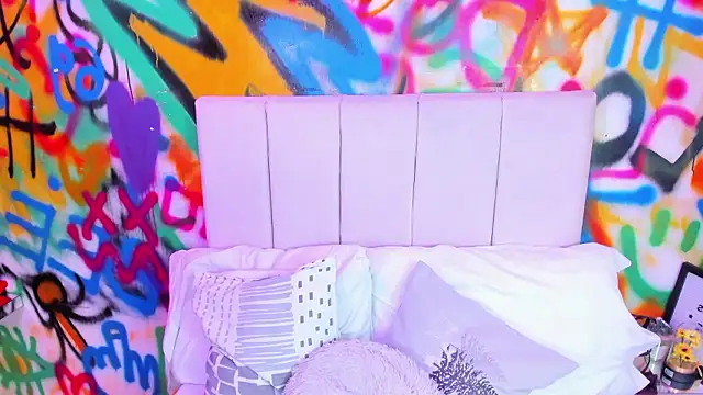 Liana Bernocchi online show from 20, 2, 2026