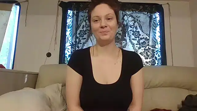 emerieskye20 online show from 13, 1, 2025