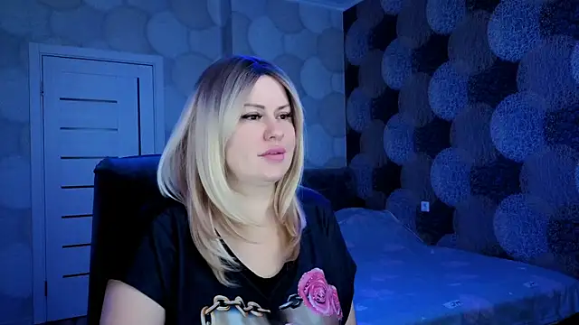 Snapshot of natusik chatting on 4, 2, 2025 natusik online show from 4, 2, 2025