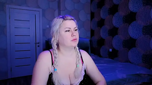 Snapshot of natusik chatting on 17, 3, 2025 natusik online show from 17, 3, 2025