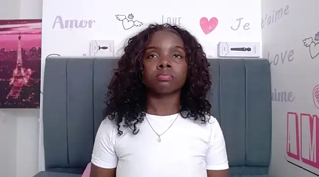 Snapshot of KilyetVera3x chatting on 12, 2, 2025 KilyetVera3x online show from 12, 2, 2025