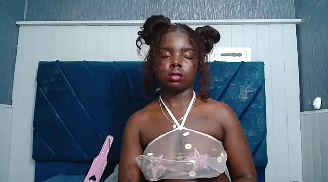 Snapshot of KilyetVera3x chatting on 17, 3, 2025 KilyetVera3x online show from 17, 3, 2025