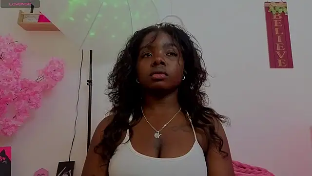 Snapshot of KilyetVera3x chatting on 15, 9, 2025 KilyetVera3x online show from 15, 9, 2025