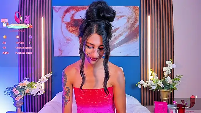 sofiaa grey  online show from 10, 9, 2025