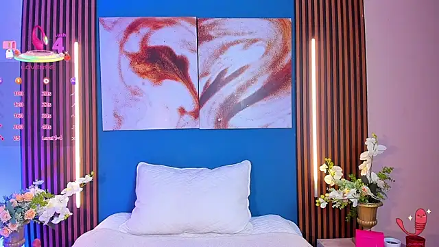 sofiaa grey  online show from 11, 9, 2025