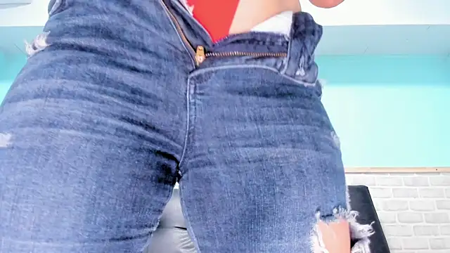 emily hunter12 online show from 29, 9, 2025