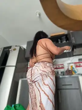 Sol biglips online show from 7, 4, 2026