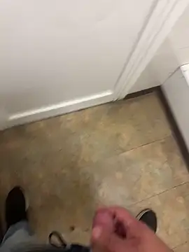 Snapshot of _themask_ chatting on 1, 10, 2025  themask  online show from 1, 10, 2025