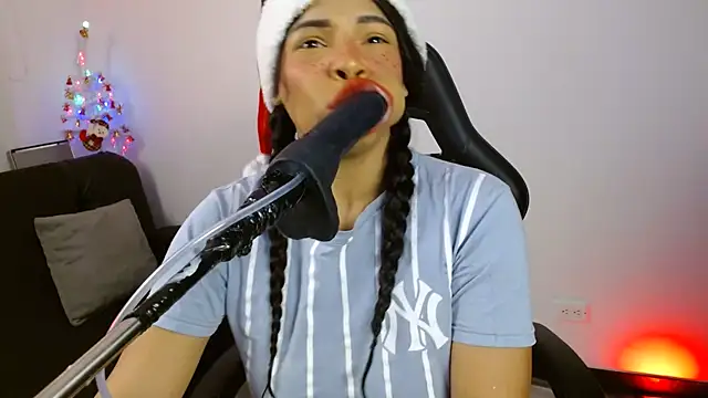 Snapshot of Anabel693 chatting on 11, 12, 2024 Anabel693 online show from 11, 12, 2024