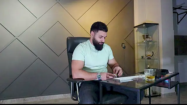 mattmasterss online show from 26, 2, 2025