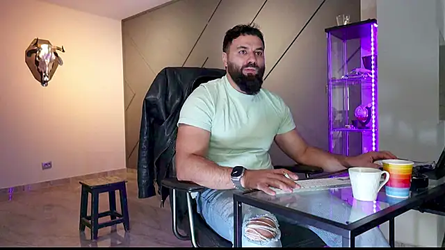 mattmasterss online show from 11, 3, 2025