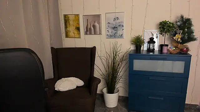 AlicePopsy online show from 12, 12, 2024