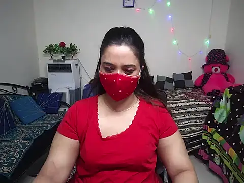 Snapshot of Arushisingh8888 chatting on 3, 3, 2025 Arushisingh8888 online show from 3, 3, 2025