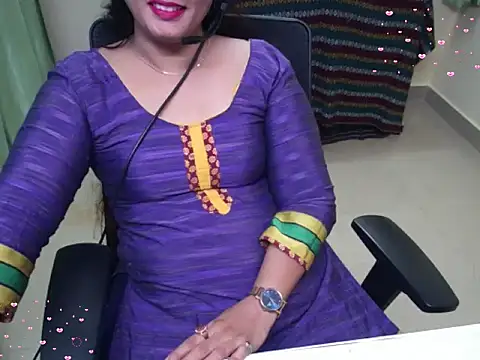 Arushisingh8888 online show from 10, 11, 2025