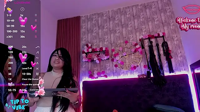 Neko Misaki online show from 13, 11, 2025