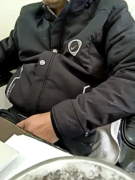 Snapshot of Hot-man39 chatting on 28, 1, 2025 Hot-man39 online show from 28, 1, 2025