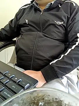 Snapshot of Hot-man39 chatting on 22, 2, 2025 Hot-man39 online show from 22, 2, 2025