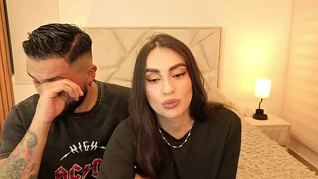 teseo and afroditha  online show from 21, 10, 2025