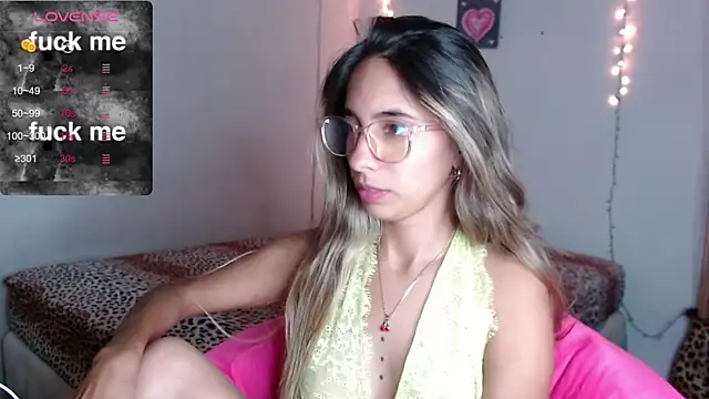 Snapshot of MitchWilson1 chatting on 29, 10, 2025 MitchWilson1 online show from 29, 10, 2025