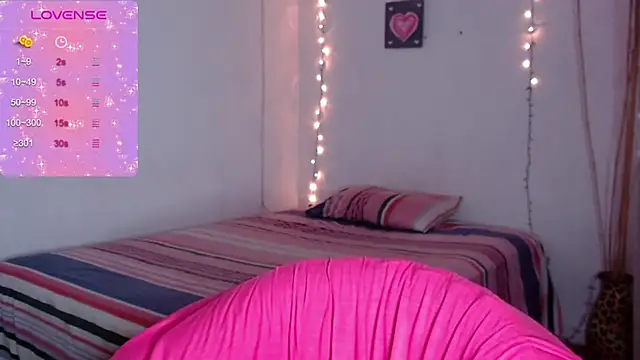 Snapshot of MitchWilson1 chatting on 19, 11, 2025 MitchWilson1 online show from 19, 11, 2025