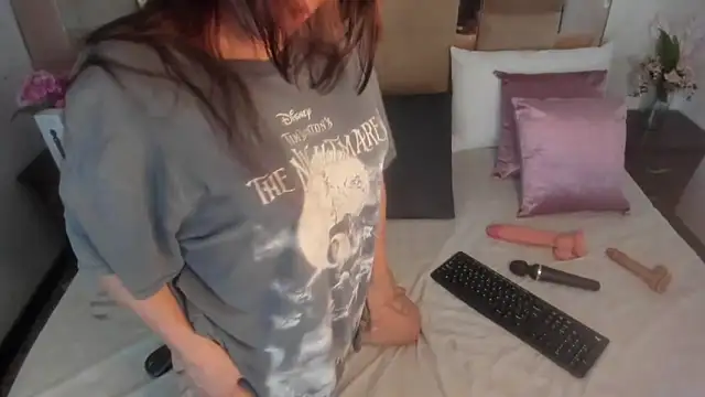 LizBrook online show from 6, 6, 2026