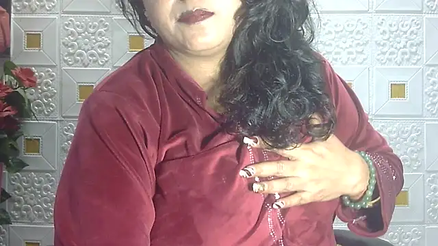 Sexy komolika online show from 28, 2, 2025