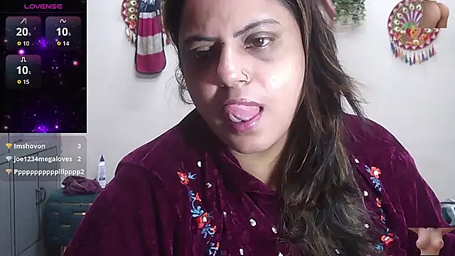 Sexy komolika online show from 4, 10, 2025