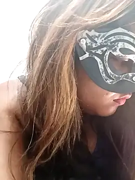 littlequeen77 online show from 16, 2, 2025