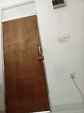 littlequeen77 online show from 6, 3, 2025