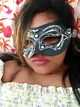 littlequeen77 online show from 9, 3, 2025