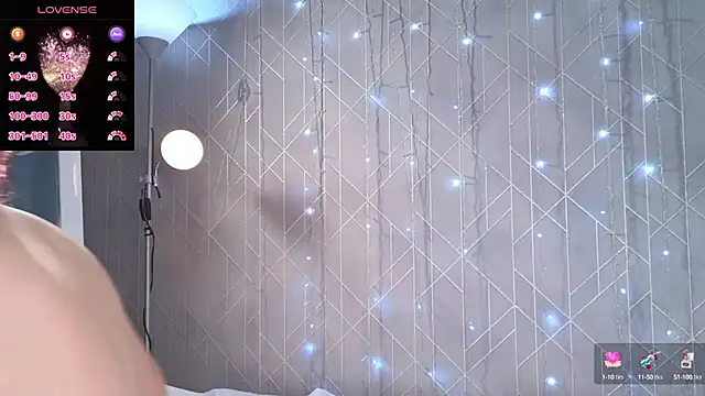 Allure goldennX online show from 28, 1, 2025