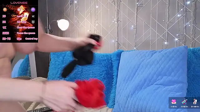 Allure goldennX online show from 18, 3, 2025