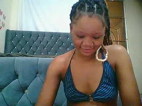 Snapshot of HotJeylee chatting on 10, 11, 2025 HotJeylee online show from 10, 11, 2025