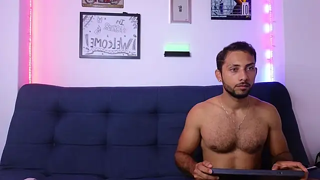 Snapshot of catalina_y_tylerjhons chatting on 11, 2, 2025 catalina y tylerjhons online show from 11, 2, 2025