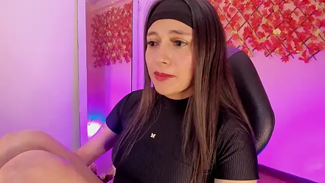 Sweet Candies online show from 3, 2, 2025