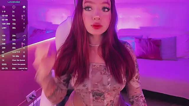 Snapshot of Kloe_Raize chatting on 7, 12, 2024 Kloe Raize online show from 7, 12, 2024