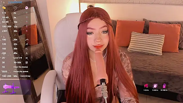 Snapshot of Kloe_Raize chatting on 14, 1, 2025 Kloe Raize online show from 14, 1, 2025