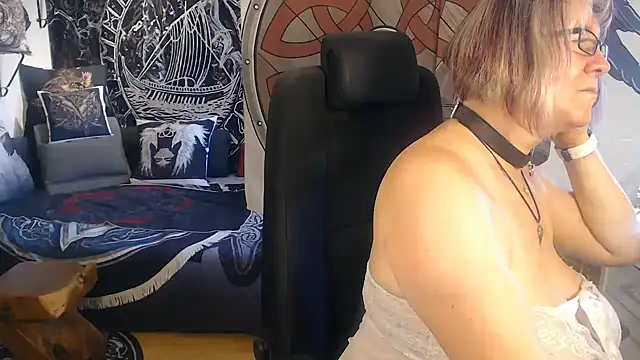 TittenMichelle online show from 3, 10, 2025