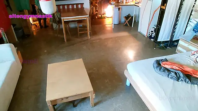 Snapshot of BongChannel chatting on 3, 2, 2025 BongChannel online show from 3, 2, 2025