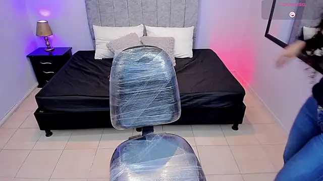 Snapshot of Lana_stone_ chatting on 2, 3, 2025 Lana stone online show from 2, 3, 2025