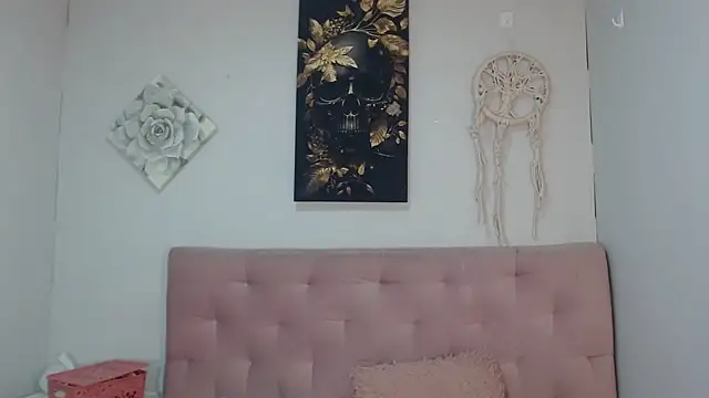 Emma-Wilson online show from 15, 3, 2025