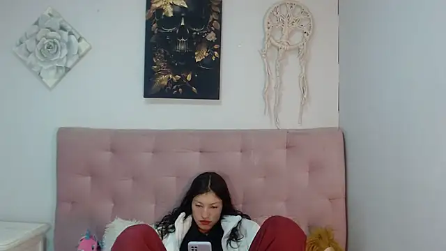 Emma-Wilson online show from 18, 3, 2025