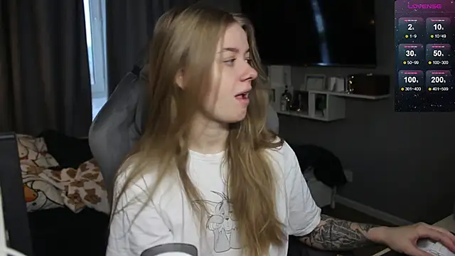 candy maggie online show from 2, 1, 2025