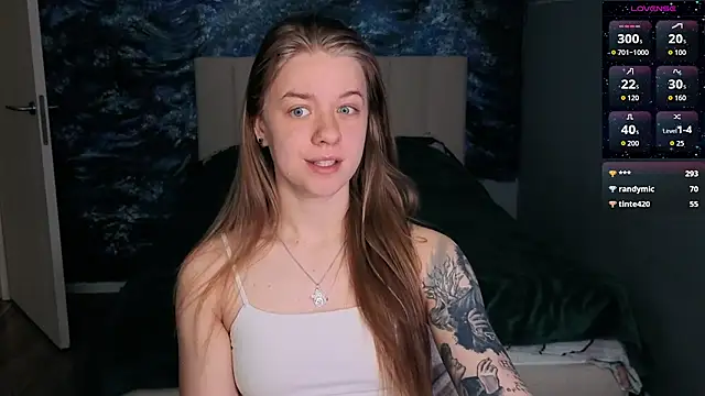 Snapshot of candy_maggie chatting on 23, 4, 2026 candy maggie online show from 23, 4, 2026