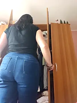 KristenVega online show from 12, 9, 2025