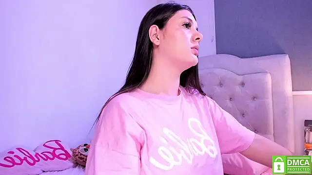 Snapshot of EmilyS__ chatting on 31, 1, 2025 EmilyS online show from 31, 1, 2025