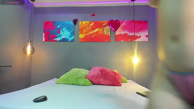 summer lee  online show from 4, 1, 2025